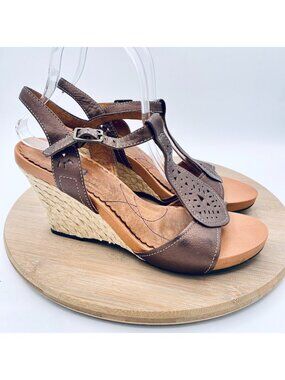Clarks Shoes Womens 10 Brown Leather Ankle Strap Wedge Sandals Boho